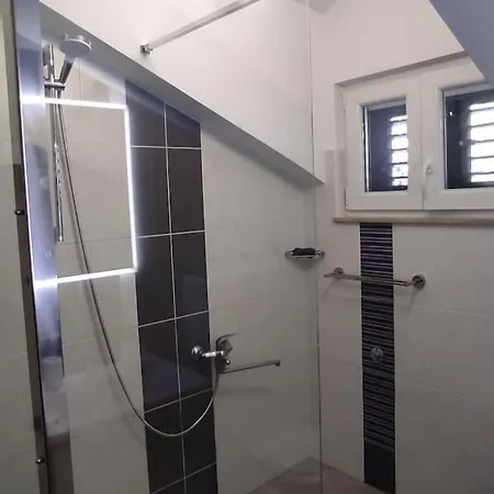 Luxury Centre With Stunning View Apartmán