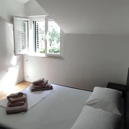 Luxury Centre With Stunning View