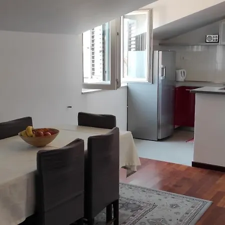 Luxury Centre With Stunning View Apartamento