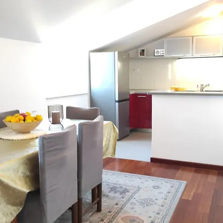 Luxury Centre With Stunning View Apartmán